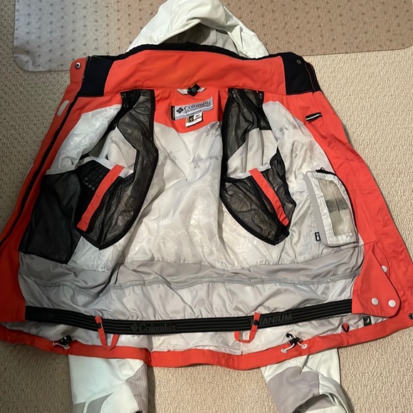 2 in 1 Columbia ski jacket - Picture 4 of 7